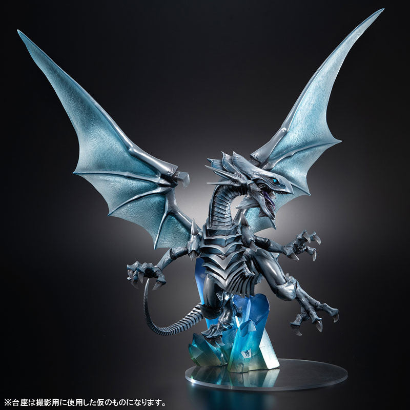 Mega House: Blue-Eyes White Dragon Statue